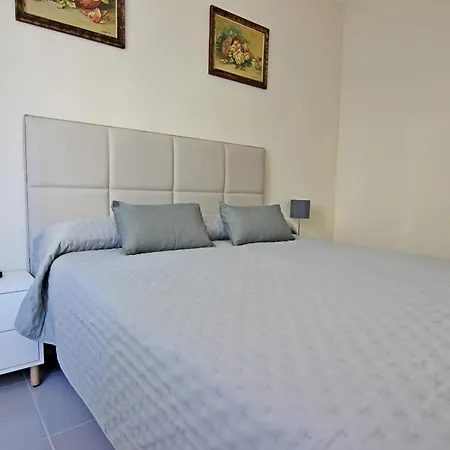 Apartmán Apartamento Marina Raset, 1-a Linea