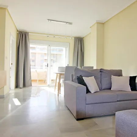 Apartamento Marina Raset, 1-a Linea Apartment *